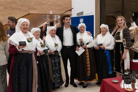 Odprtje razstave; Foto: Mariia Bortiakova, arhiv Občine Sežana